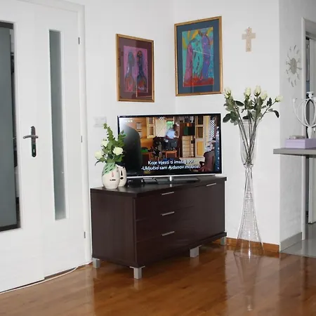 Apartament Kuca Za Odmor Kiara *